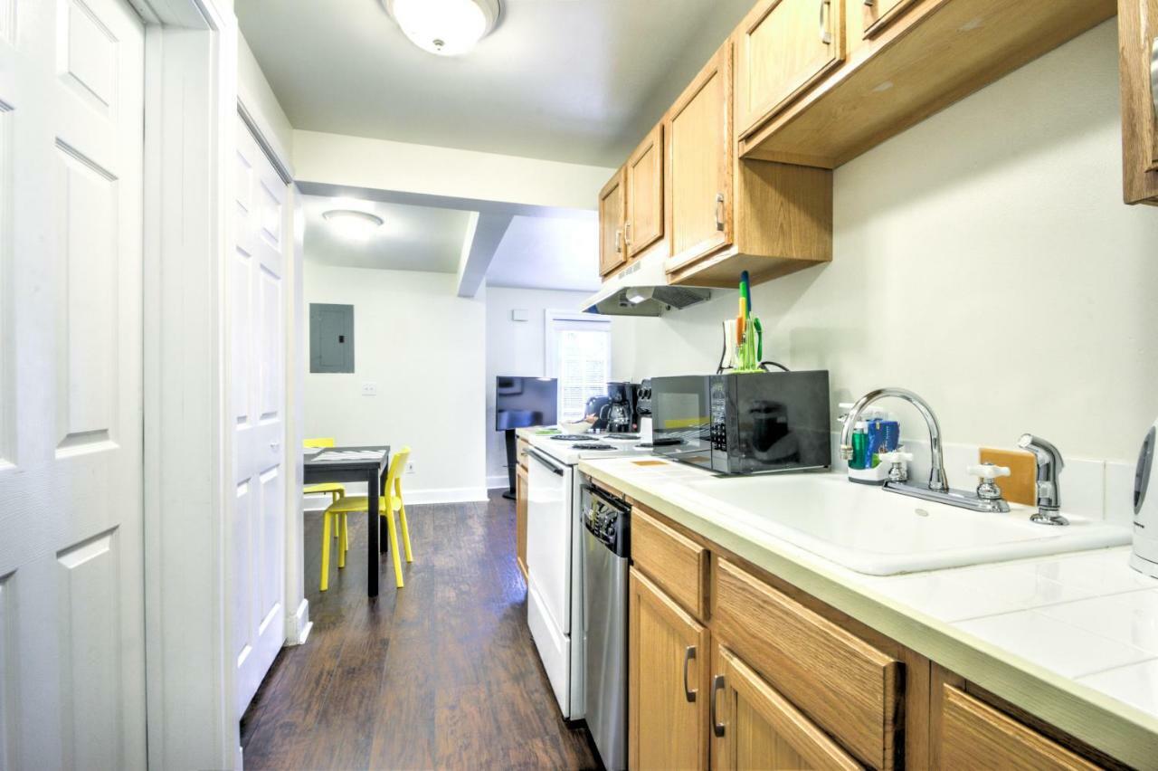 Capitol Hill Luxury Apartments シアトル エクステリア 写真