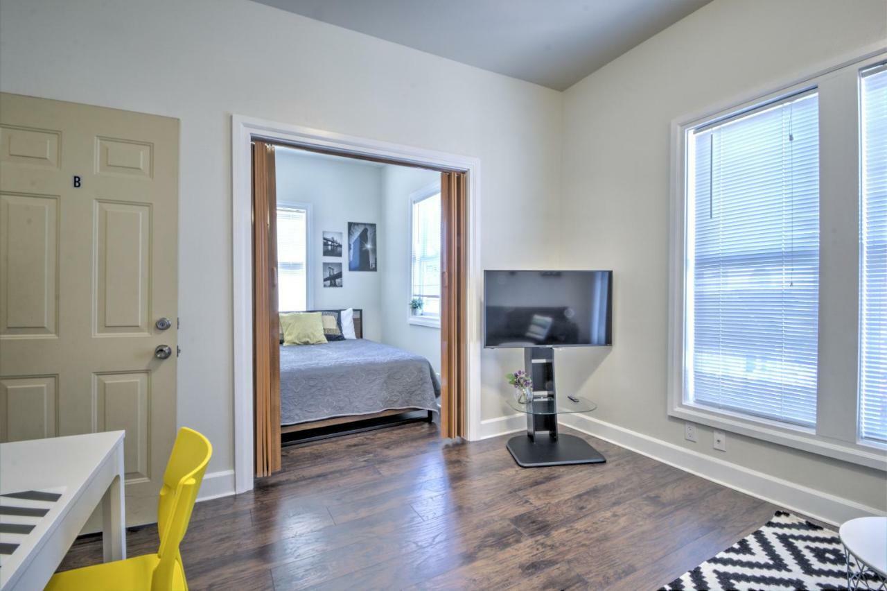 Capitol Hill Luxury Apartments シアトル エクステリア 写真